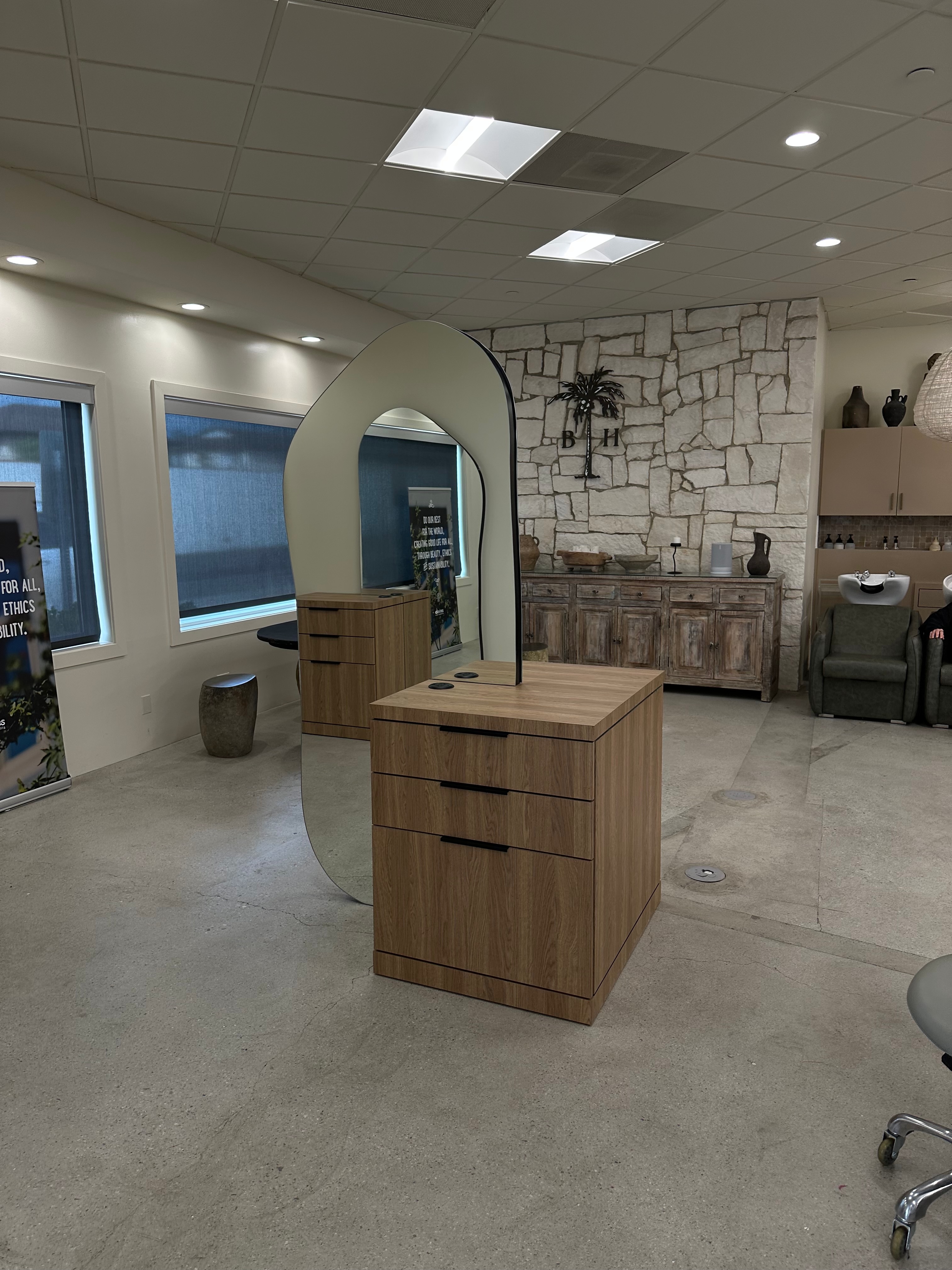 Center island styling station in wood laminate